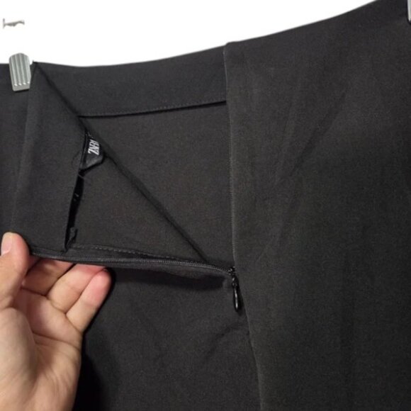 Zara black asymmetrical studded hem mini skirt size S - Picture 5 of 6